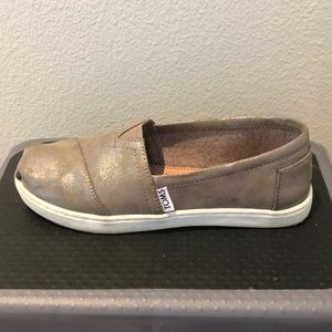 TOMS Distressed Gunmetal Finish Slips Ons